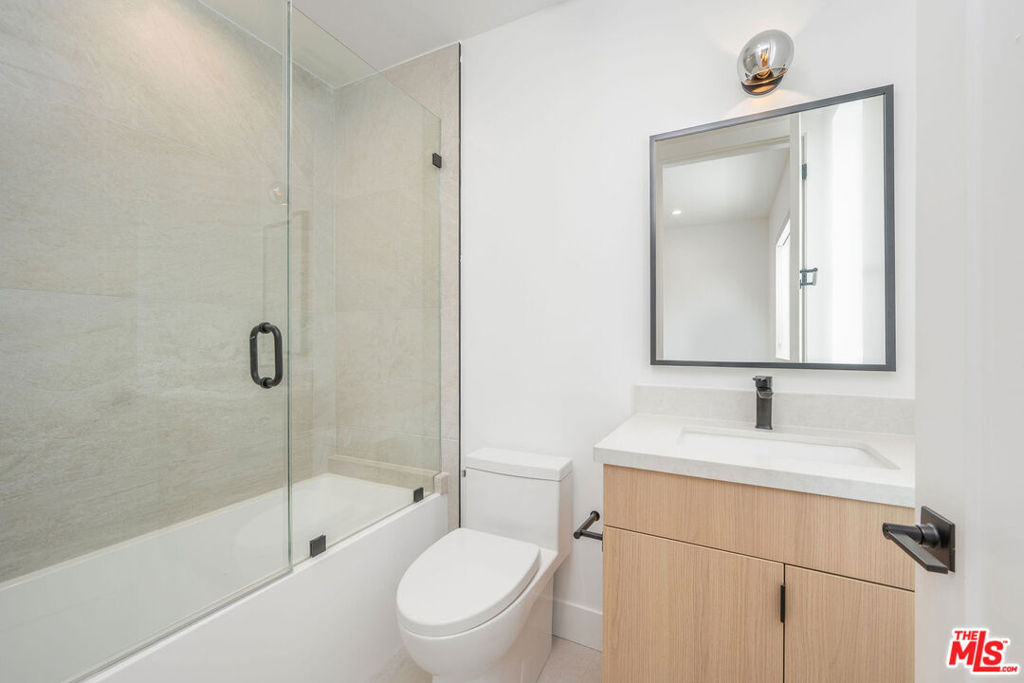 5246 Auckland Avenue - Photo 6