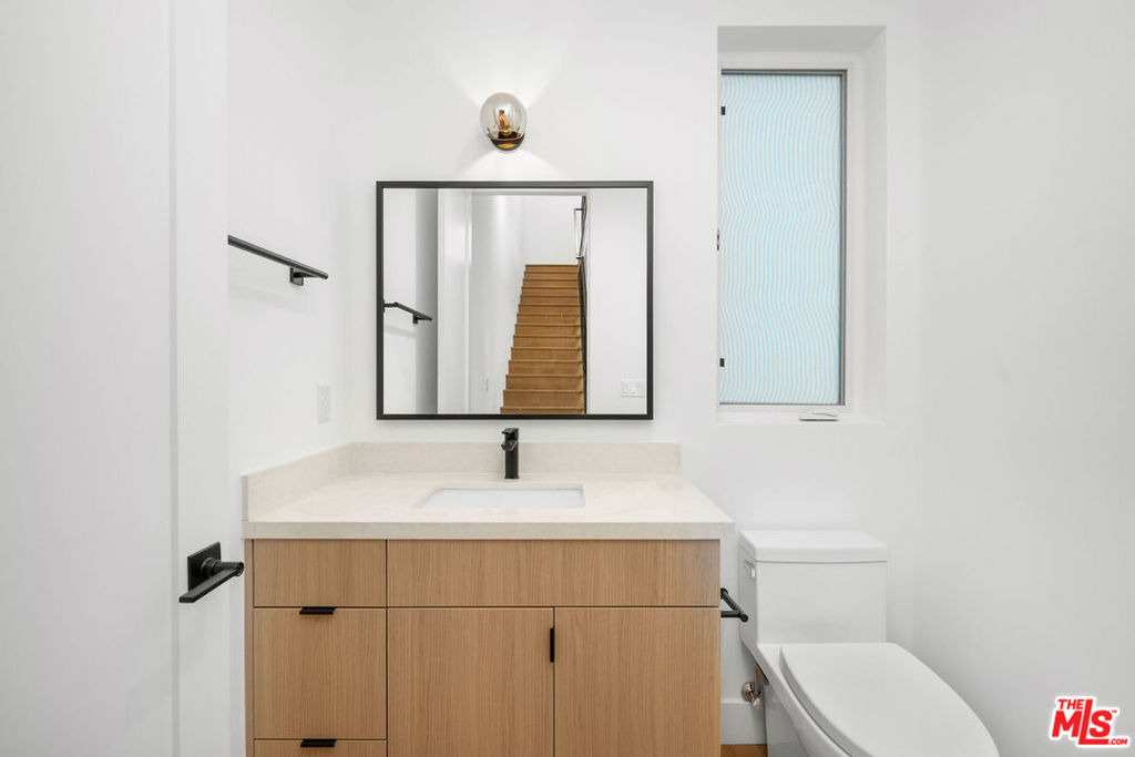 5248 Auckland Avenue - Photo 12