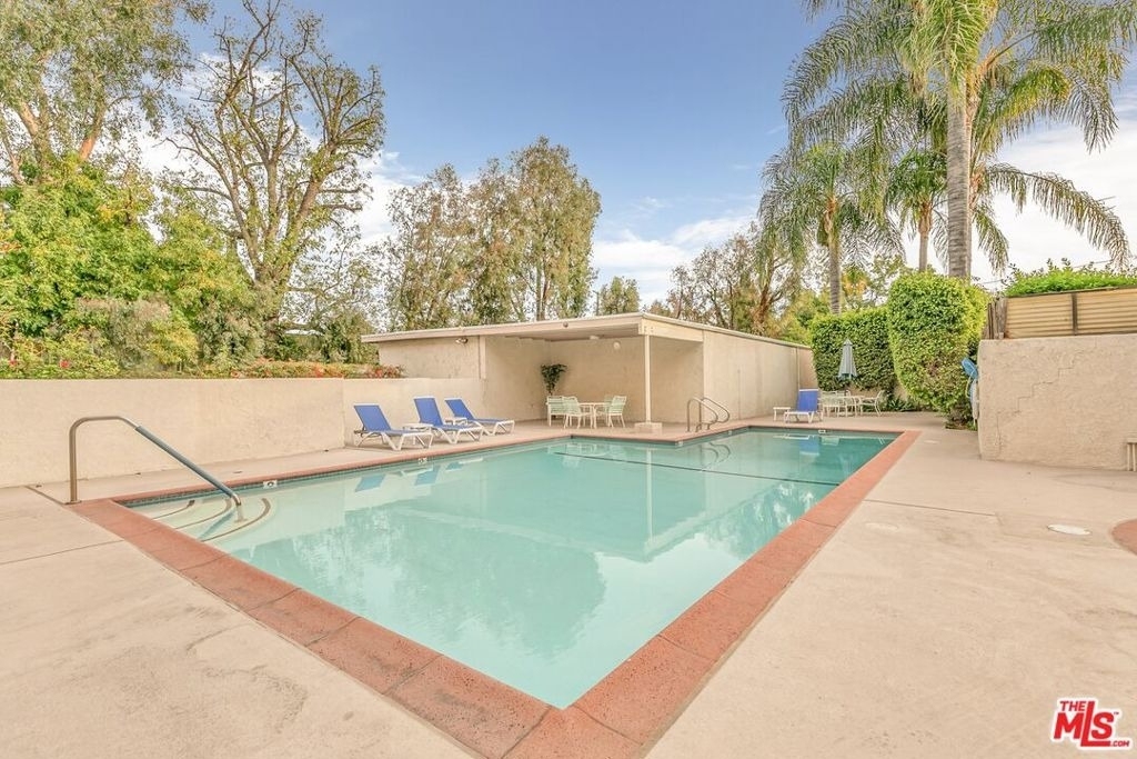 14050 Magnolia Boulevard - Photo 35