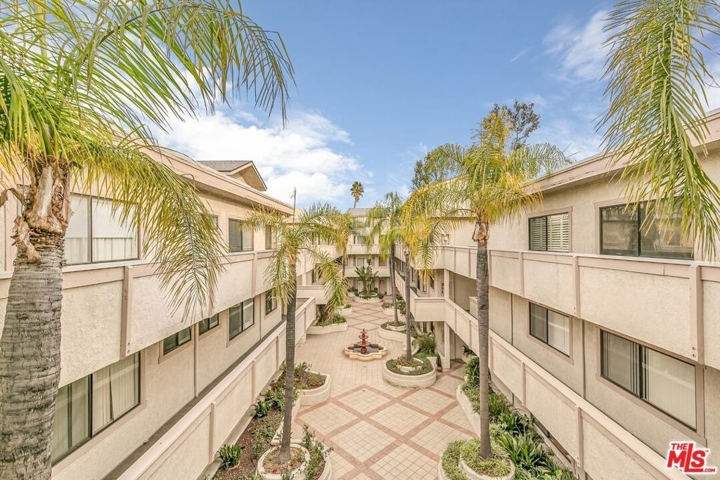 14050 Magnolia Boulevard - Photo 31