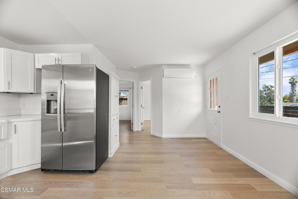 111 Everett Street - Photo 5