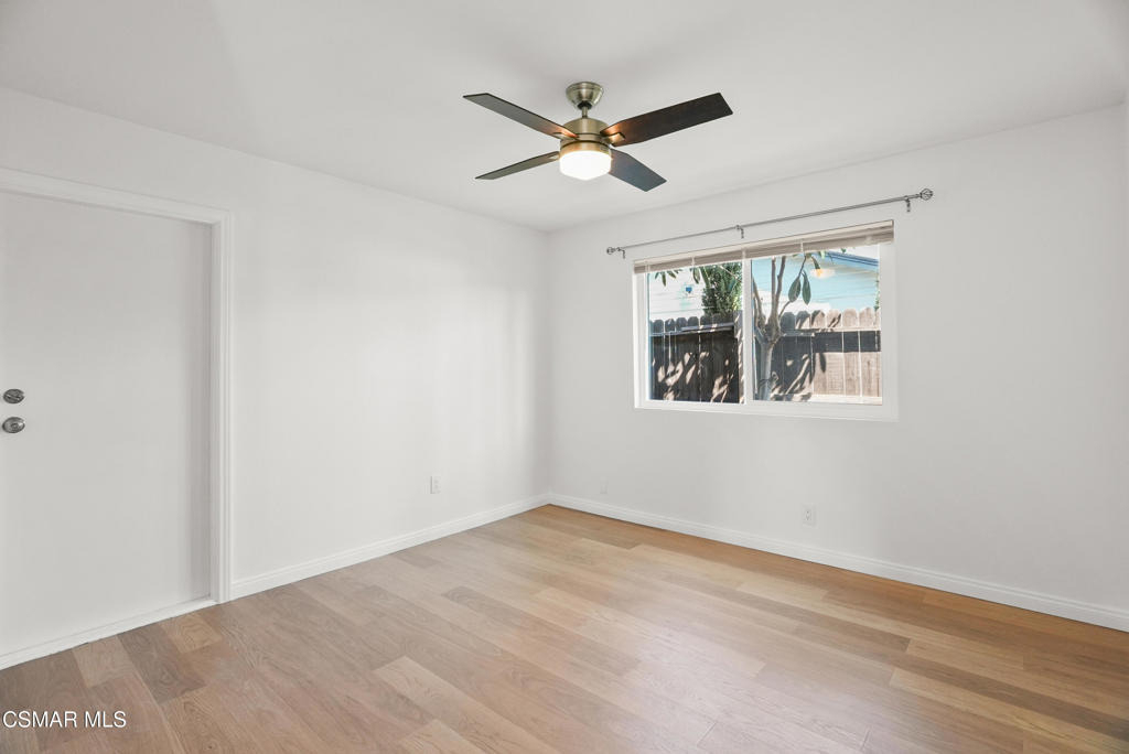 111 Everett Street - Photo 9