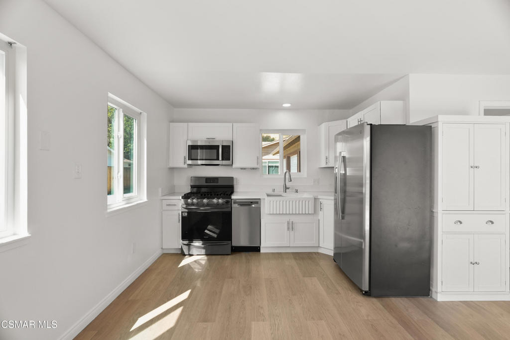 111 Everett Street - Photo 4