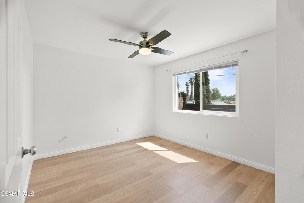 111 Everett Street - Photo 7