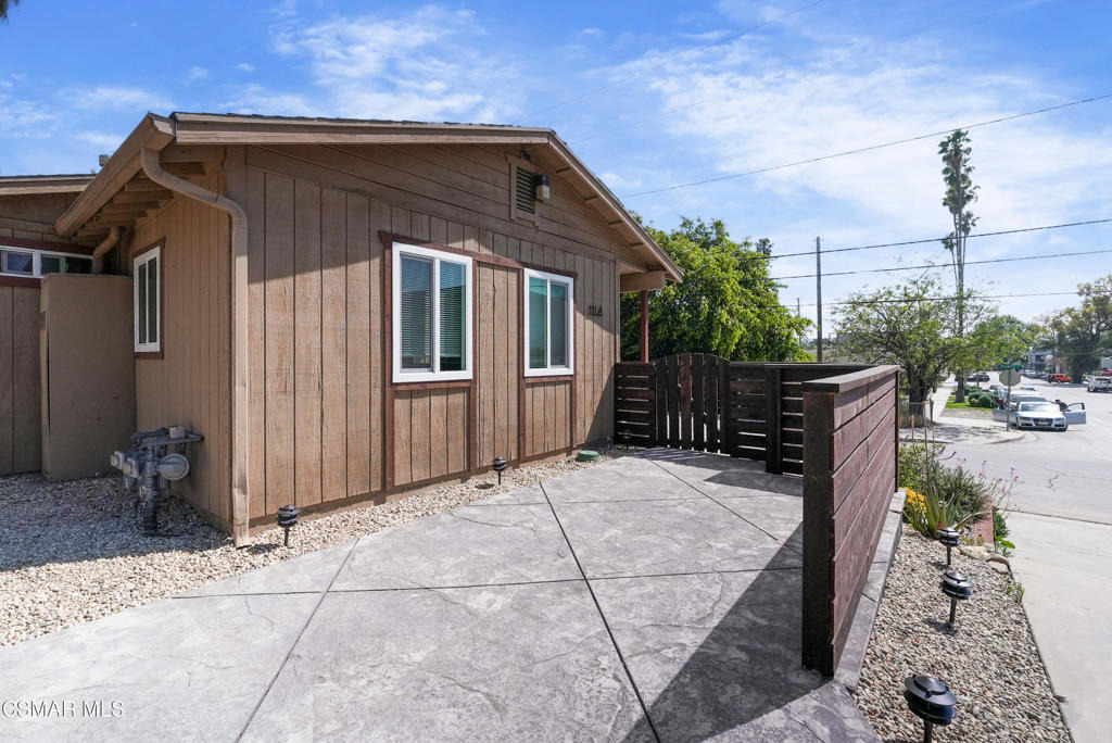 111 Everett Street - Photo 10