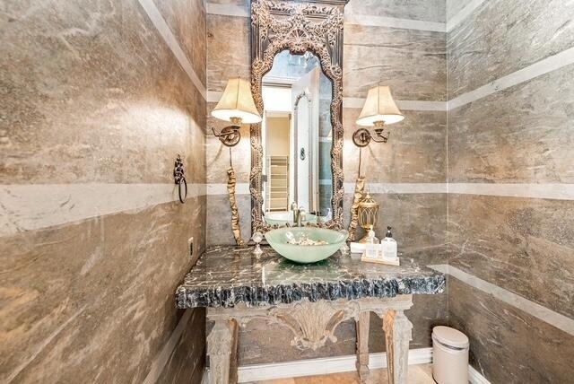 20 Via Condotti - Photo 19