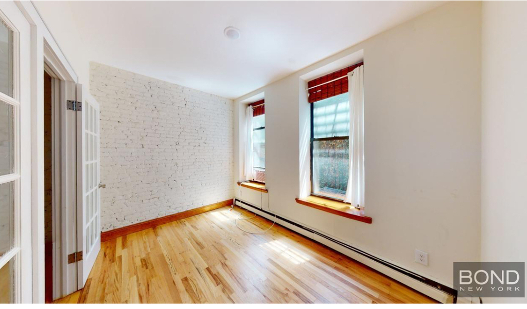 West 54th  - Photo 1