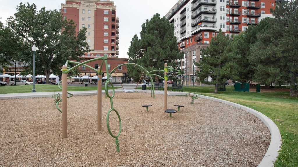 1935 Logan St - Photo 23