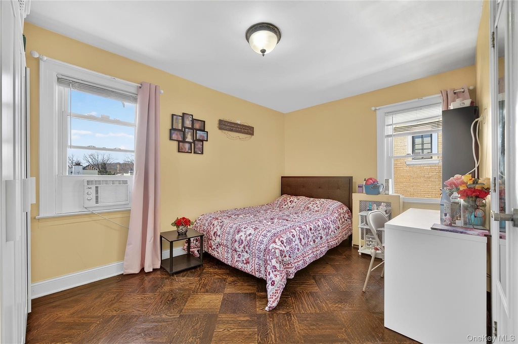 235th Street - Photo 14