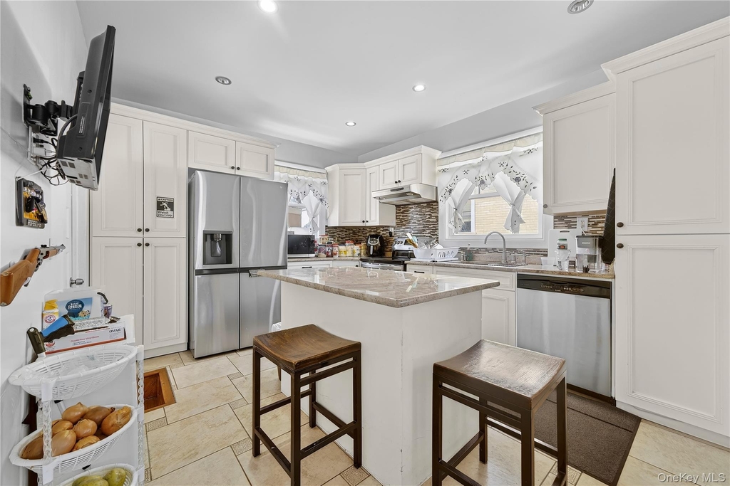 235th Street - Photo 6