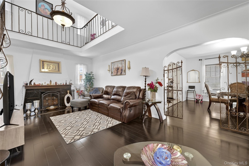 235th Street - Photo 3