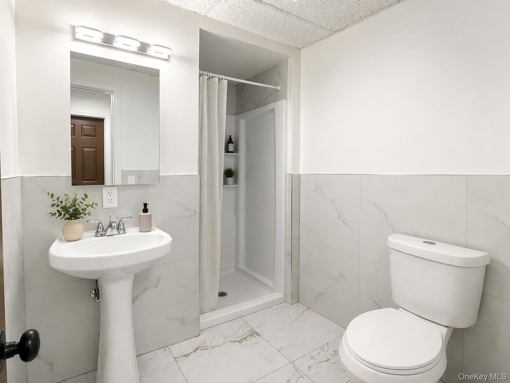 1256 North Avenue - Photo 4