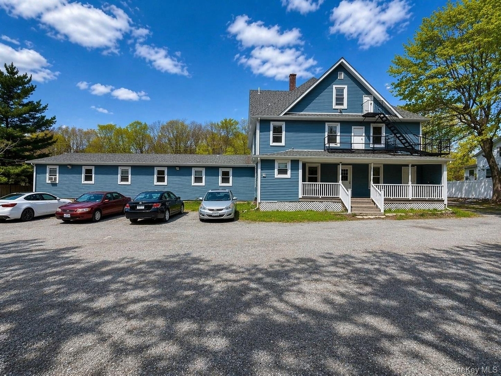1256 North Avenue - Photo 0