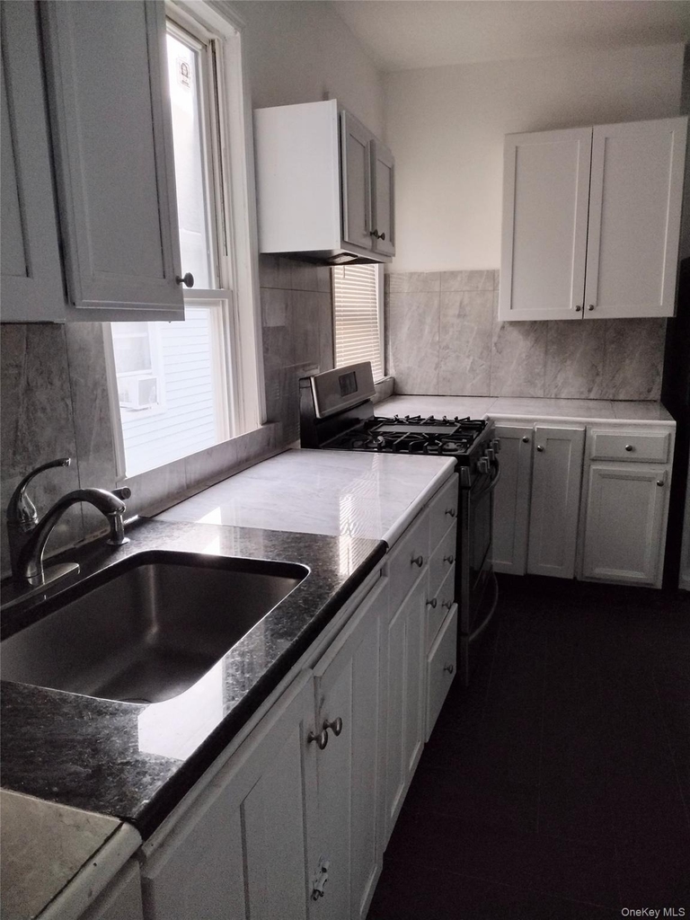 15 Hoffman Avenue - Photo 7