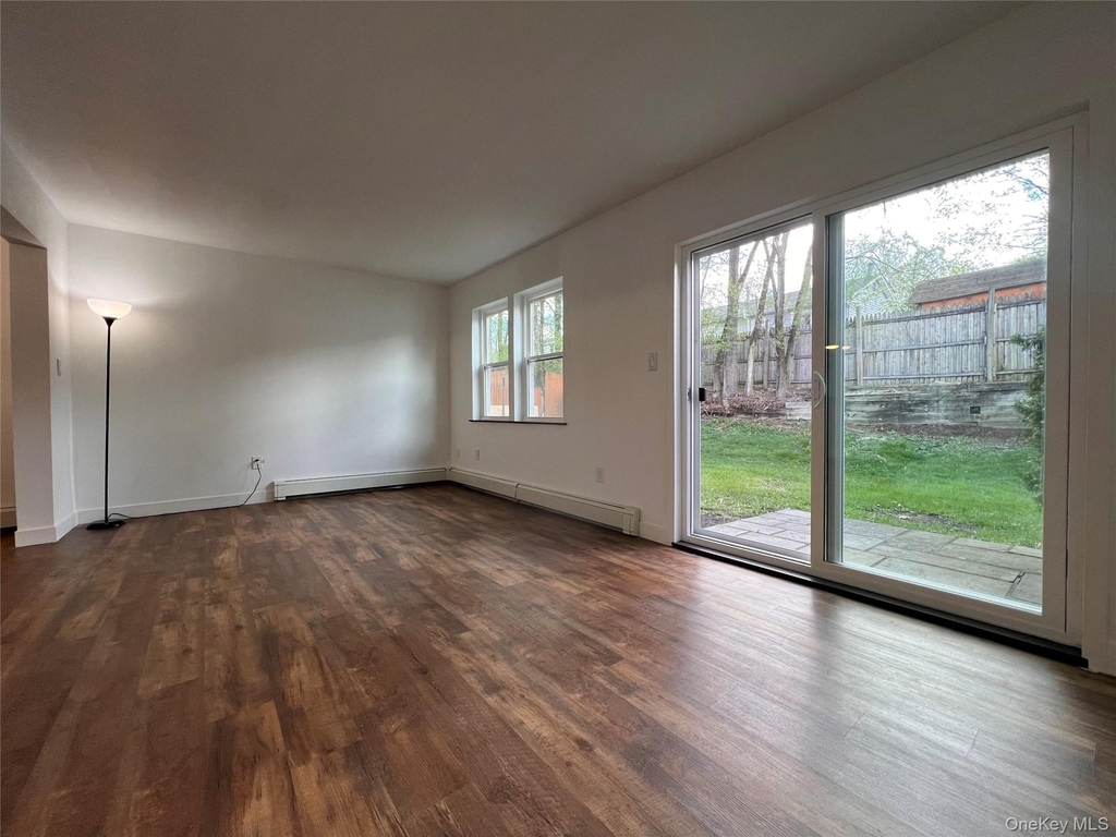 524 Saracino Drive - Photo 3