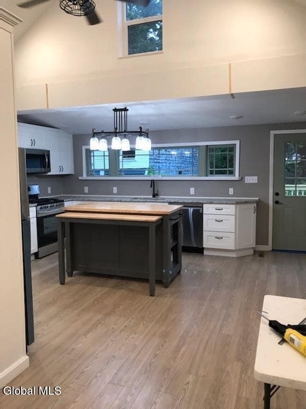 122 N Ferry Street - Photo 11
