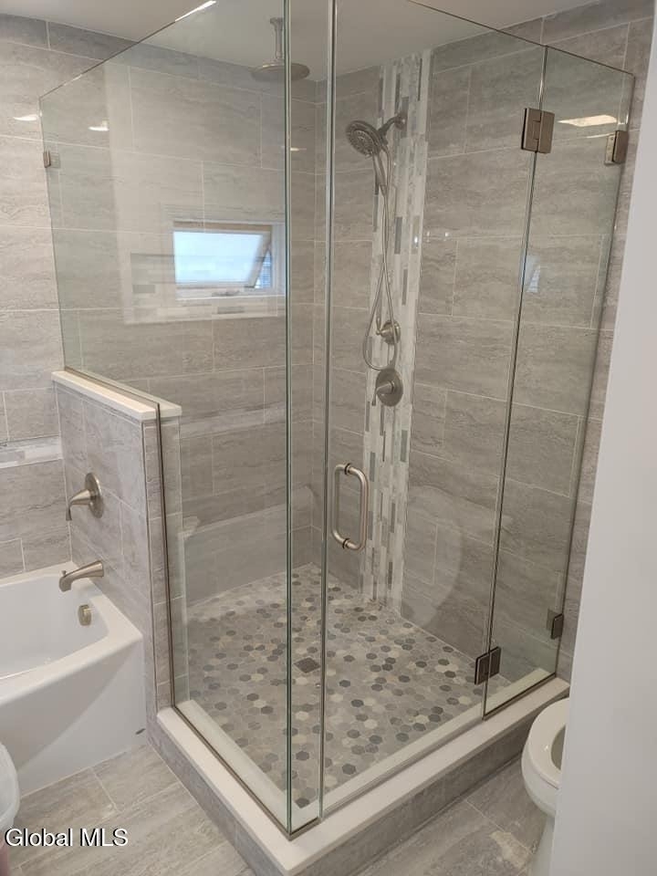 122 N Ferry Street - Photo 4