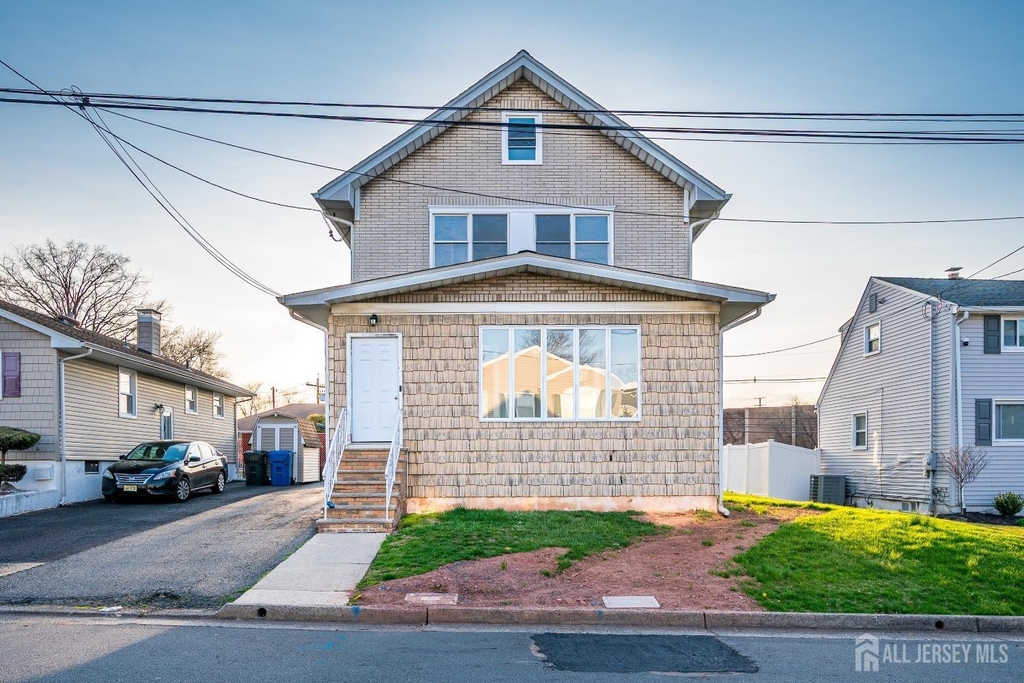 36 2nd Avenue - Photo 1