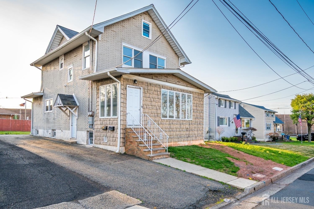 36 2nd Avenue - Photo 0
