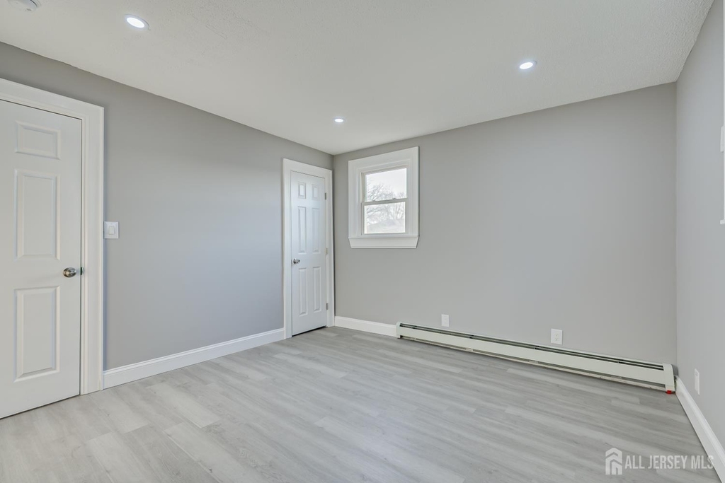 36 2nd Avenue - Photo 15