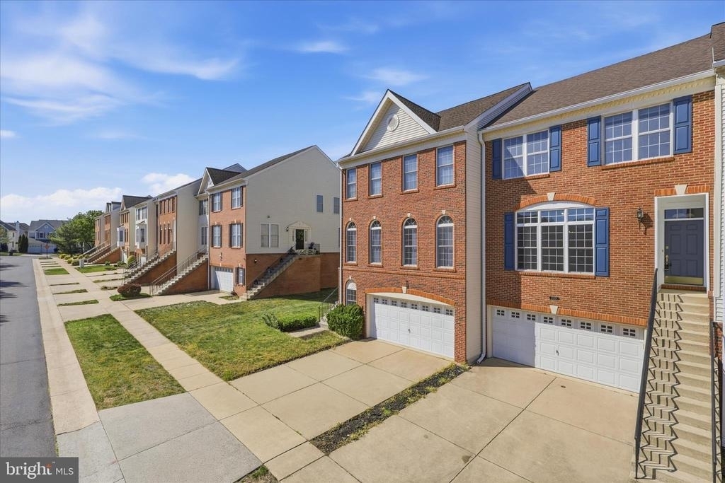 25828 Kirkwood Square - Photo 1