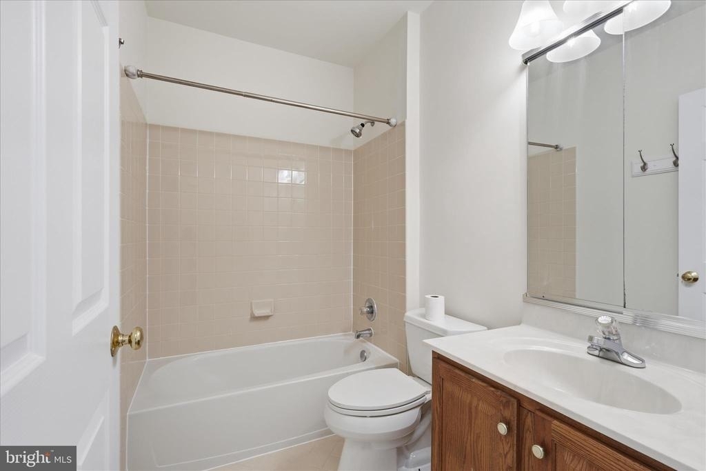 25828 Kirkwood Square - Photo 21
