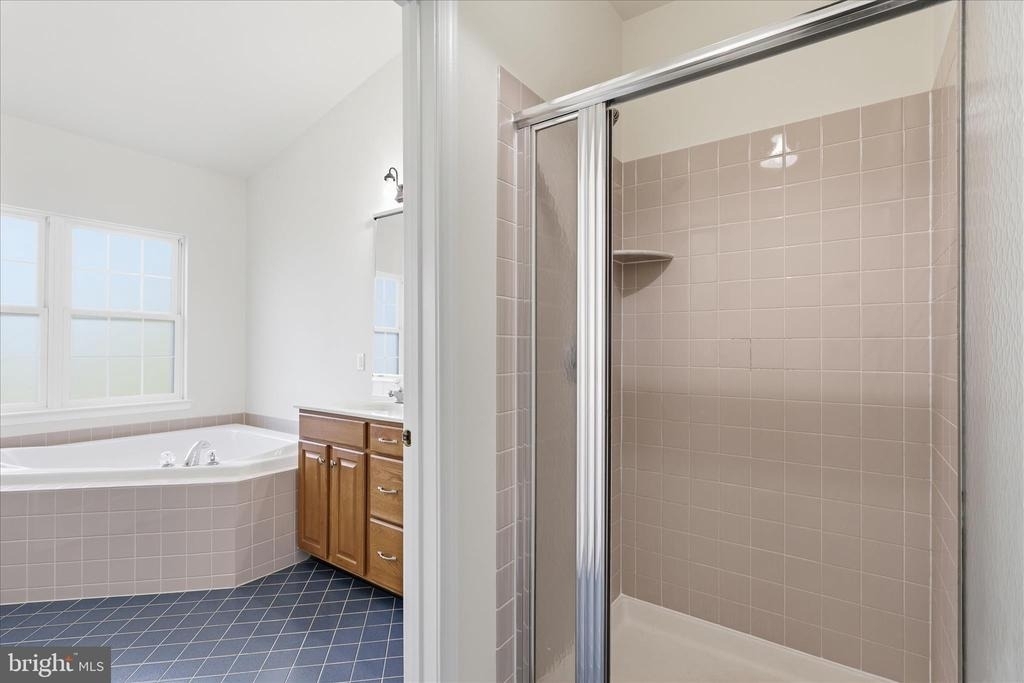 25828 Kirkwood Square - Photo 17