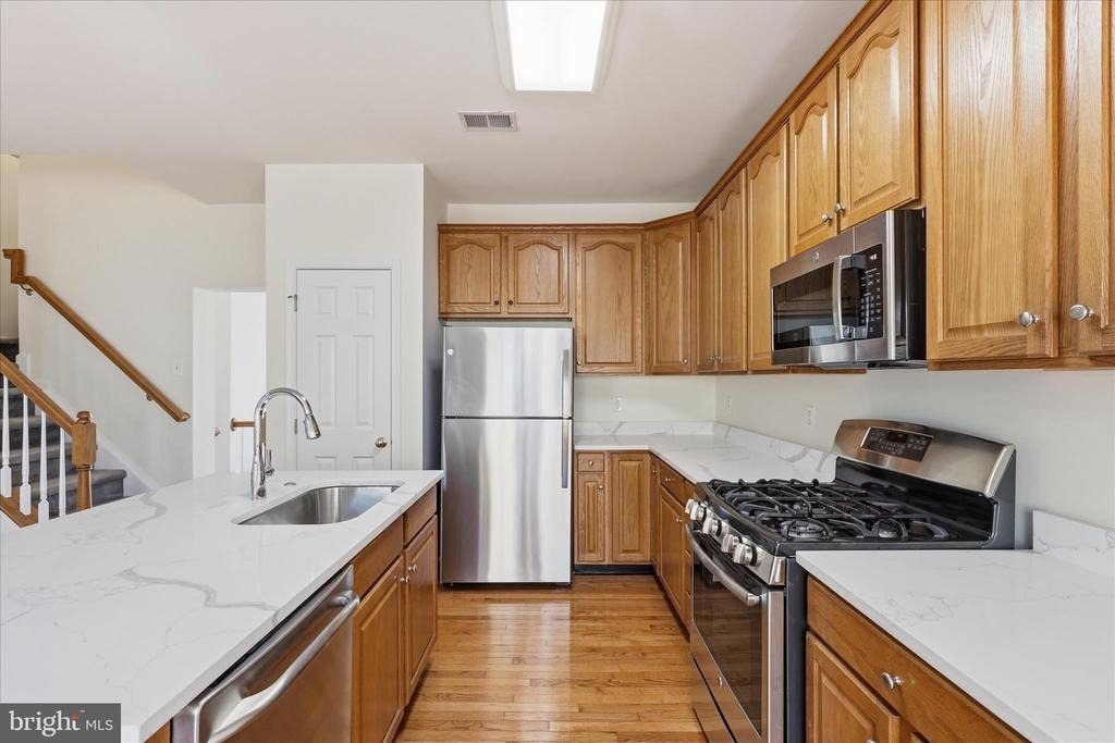 25828 Kirkwood Square - Photo 7