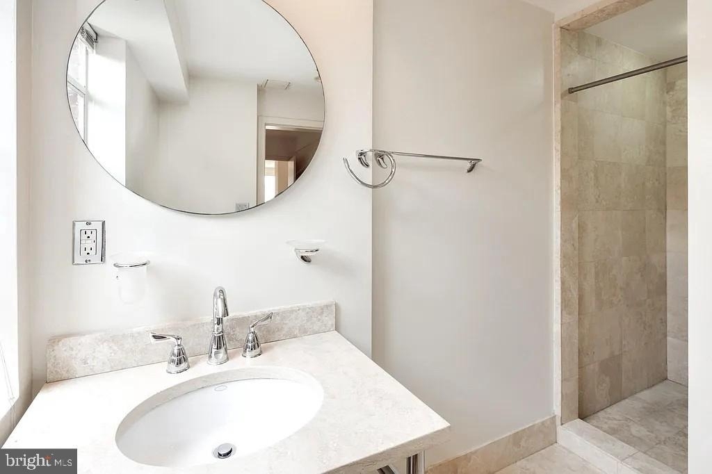815 King Street - Photo 10