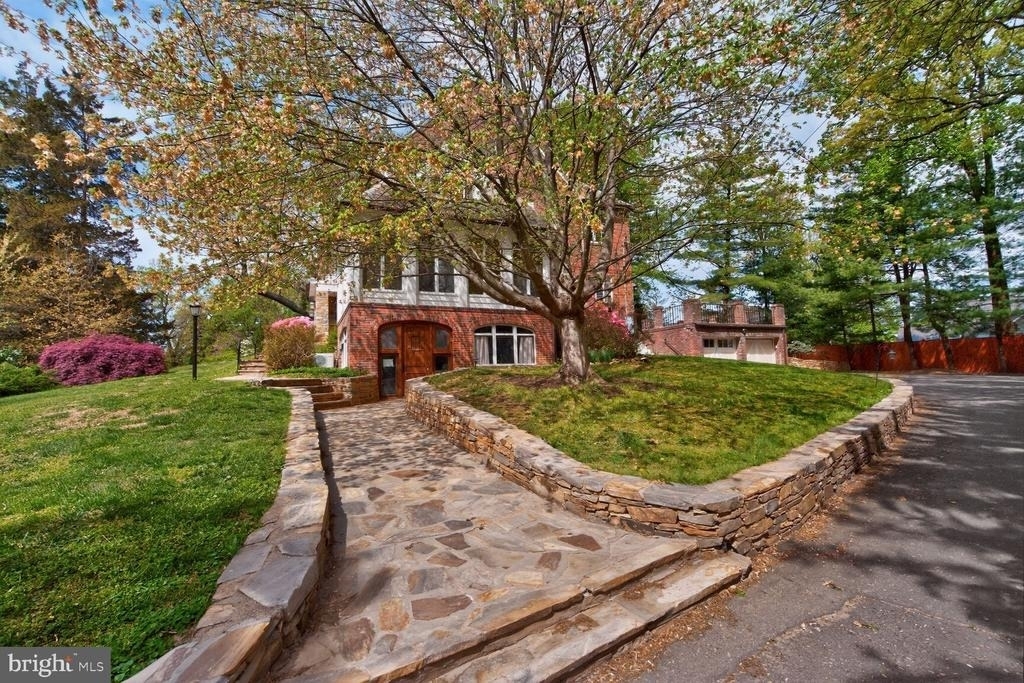 5553 Little Falls Road - Photo 4