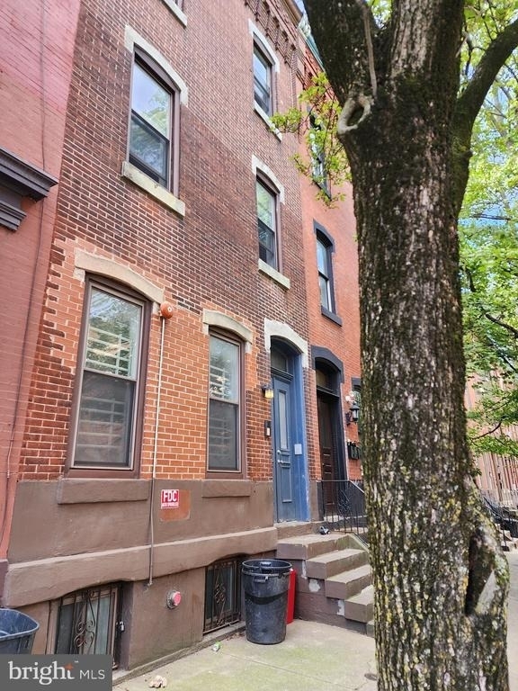 1704 W Diamond Street - Photo 1