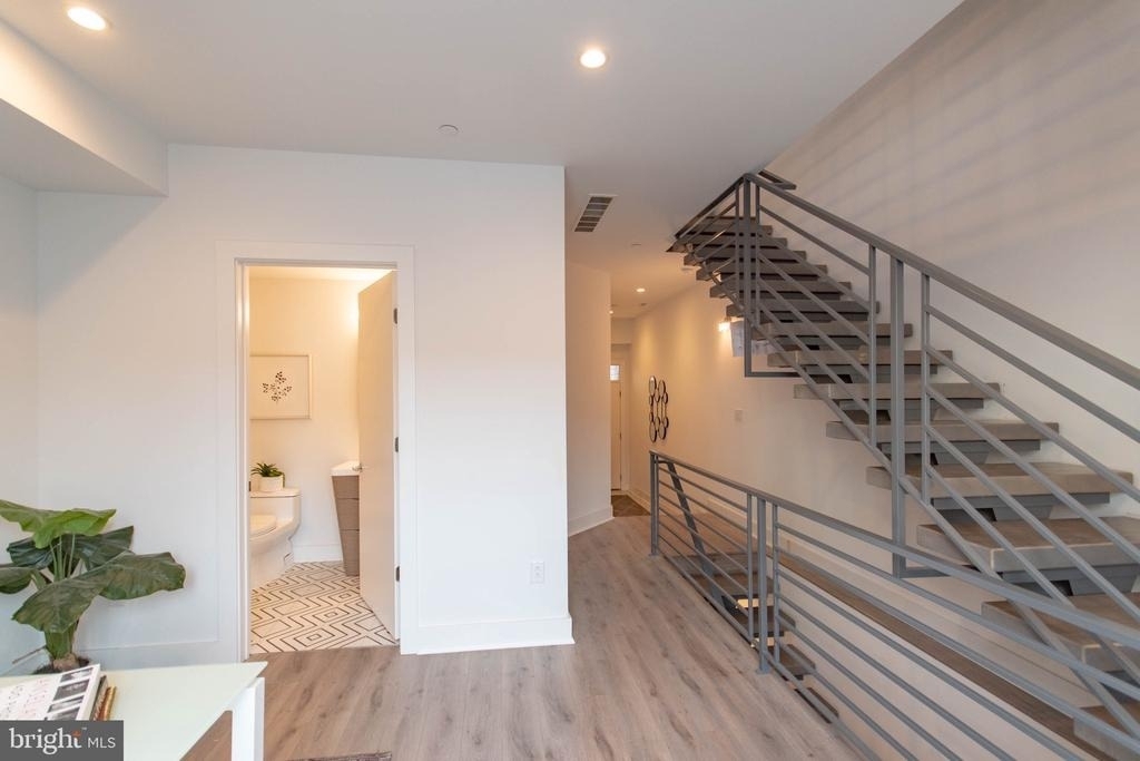 105 Olive Street - Photo 3