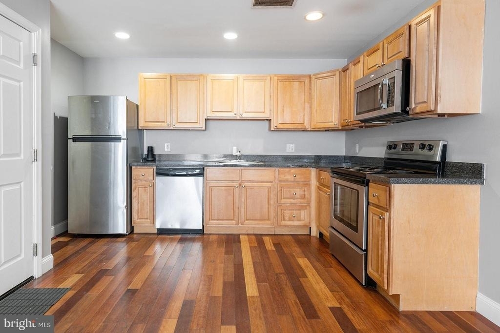 1940 N Gratz Street - Photo 2