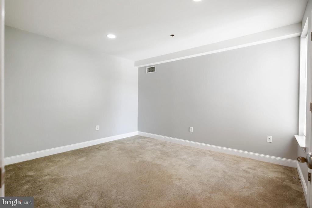 1940 N Gratz Street - Photo 12