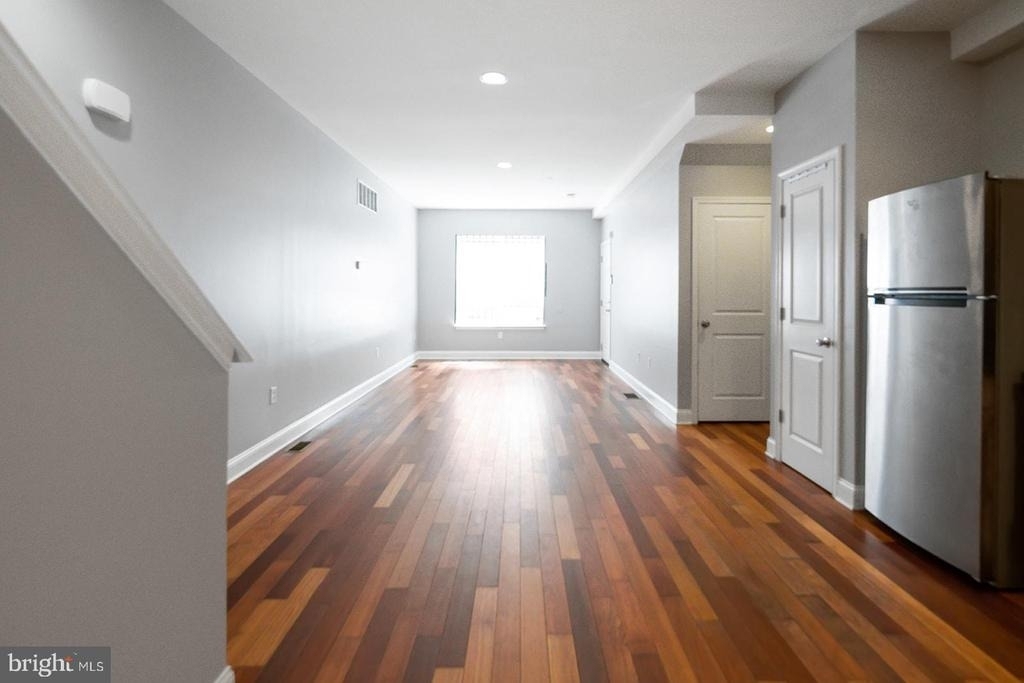 1940 N Gratz Street - Photo 3