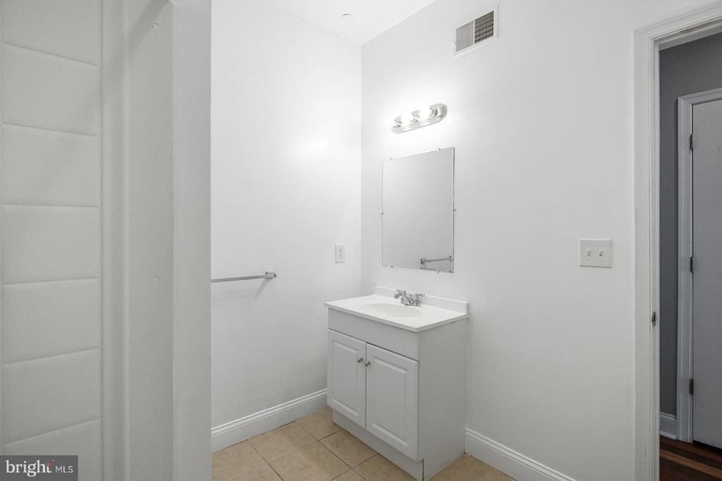1940 N Gratz Street - Photo 9