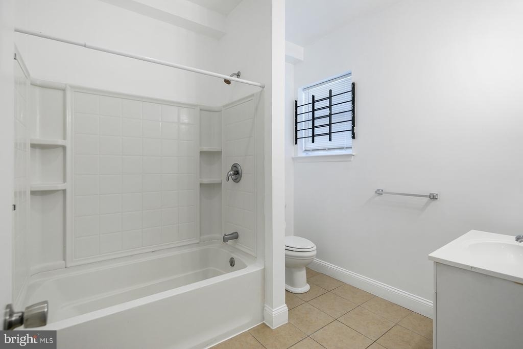 1940 N Gratz Street - Photo 8