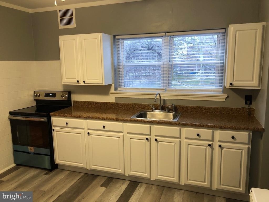 2601 Allegheny - Photo 2