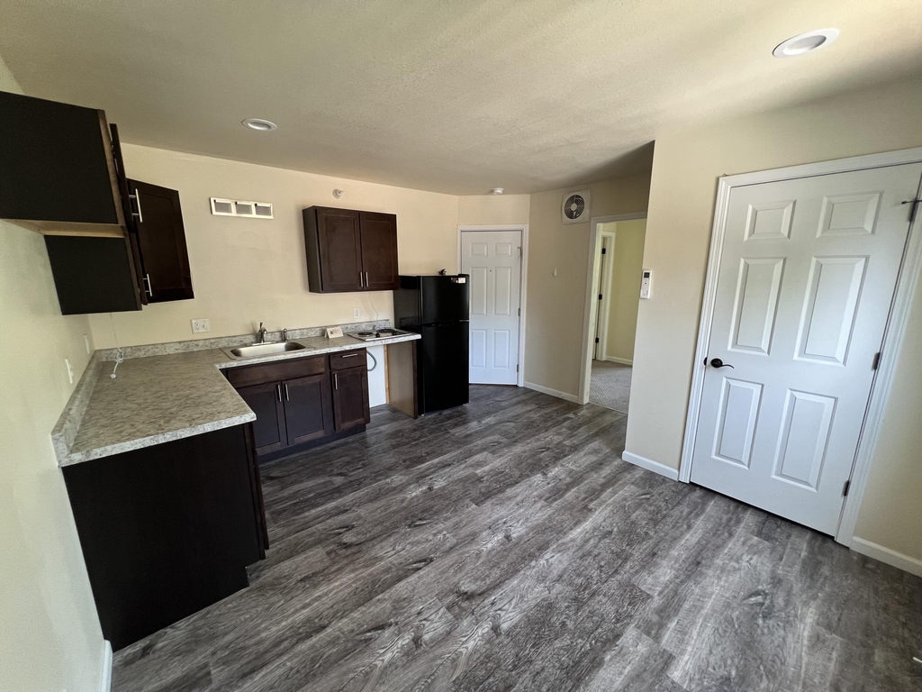 525 Sprague Avenue - Photo 0