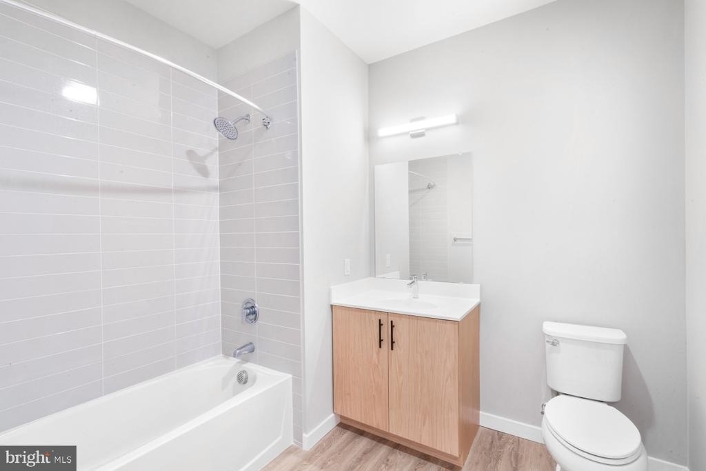 400 E Oak Avenue - Photo 10