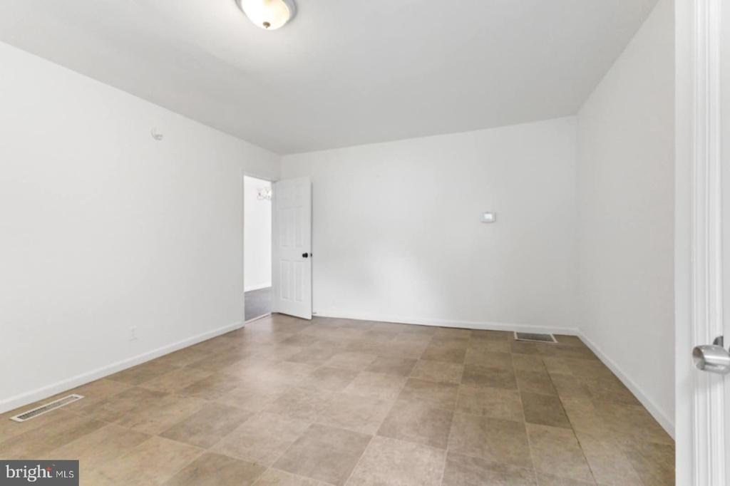 211 Broad Street - Photo 3