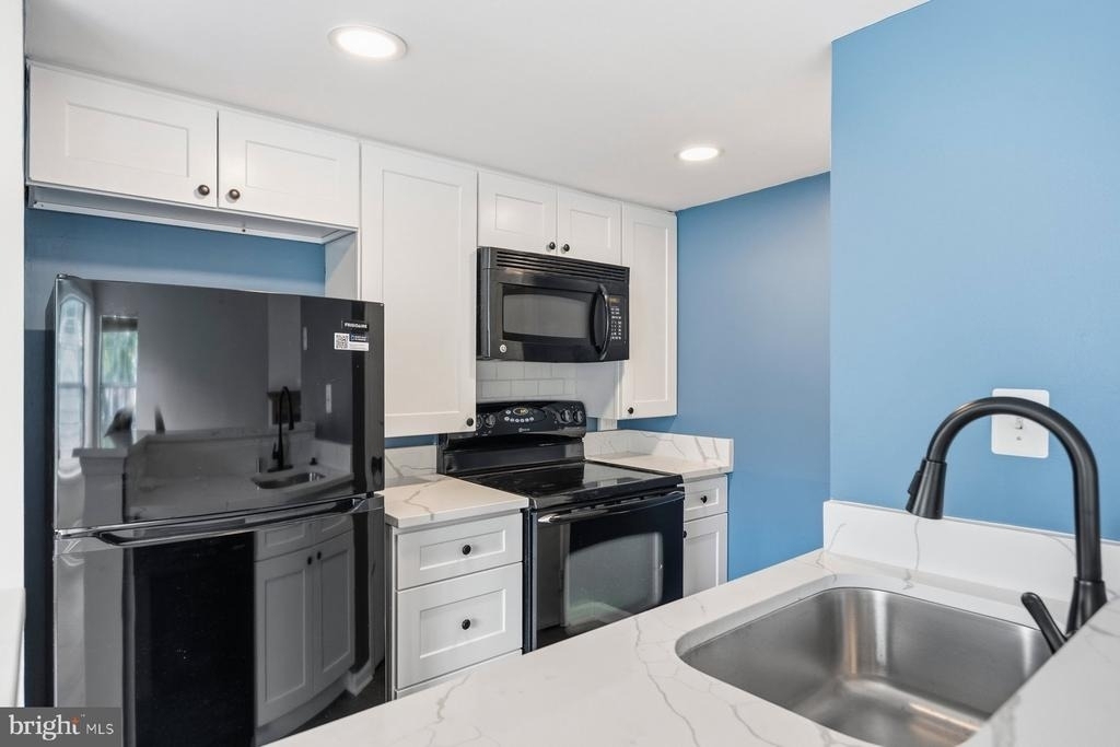 14053 Vista Drive - Photo 11