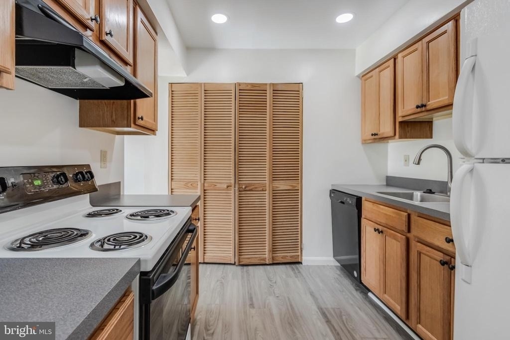 3036 New Oak Lane - Photo 6