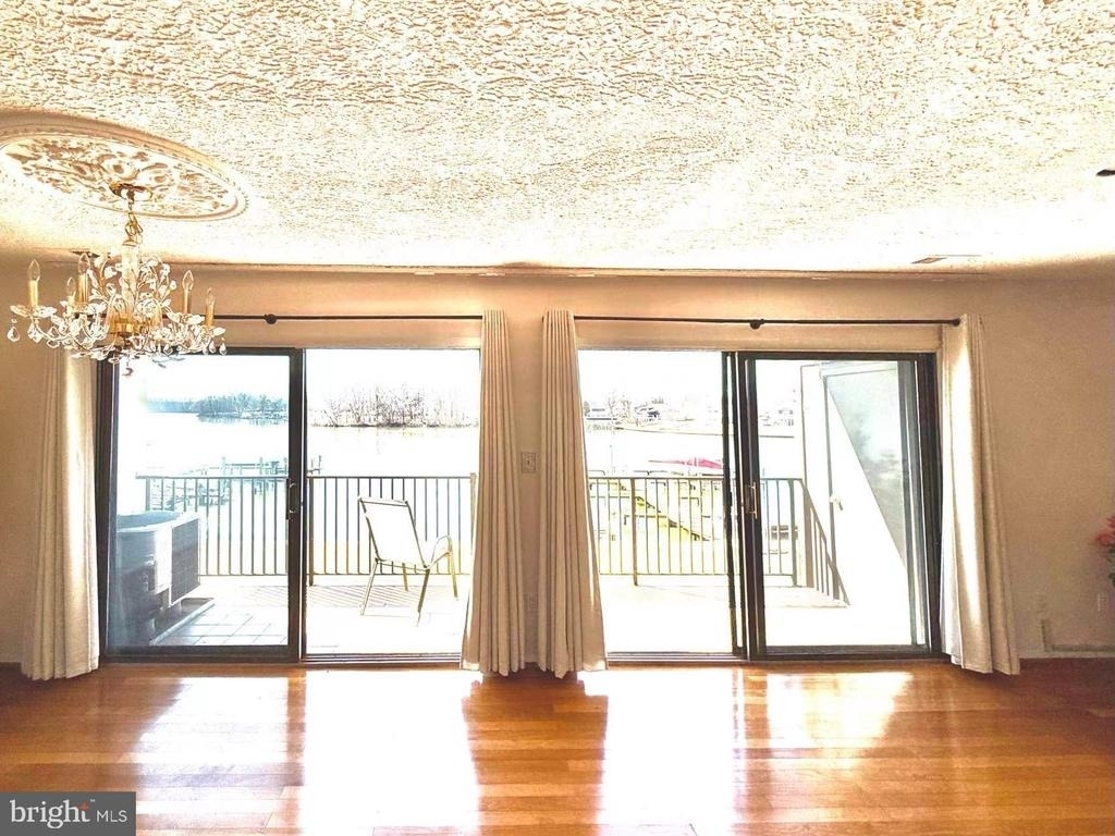 532 Riviera Drive - Photo 7
