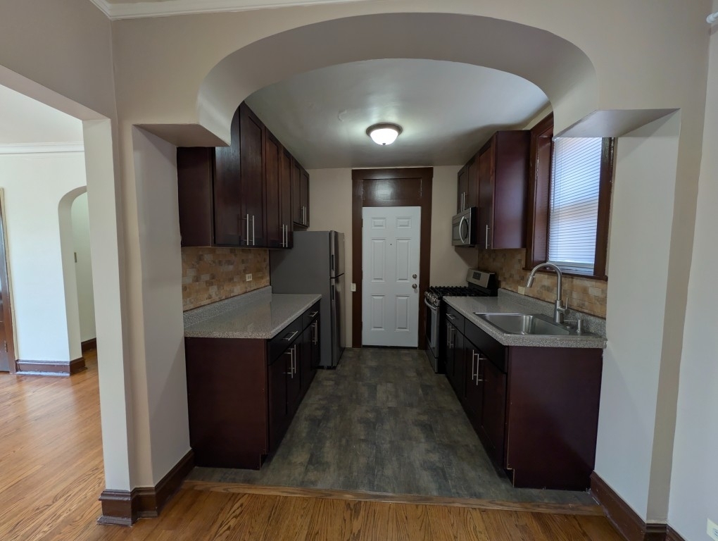 1668 W Farwell - Photo 7