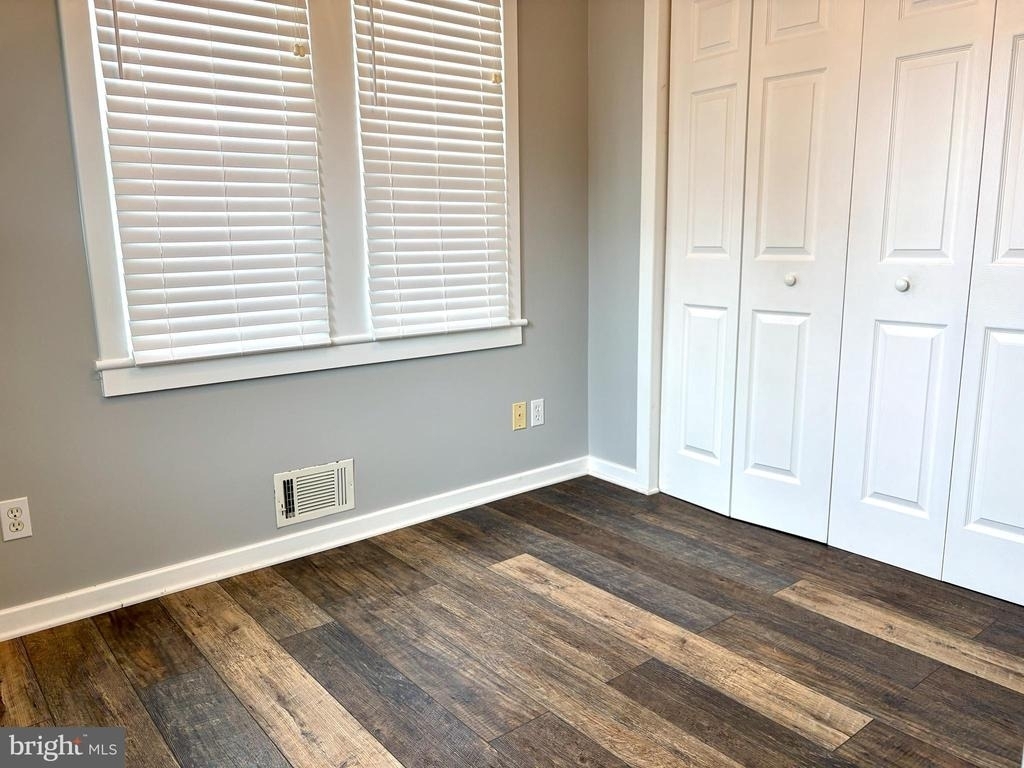 2513 Barrison Point Road - Photo 27