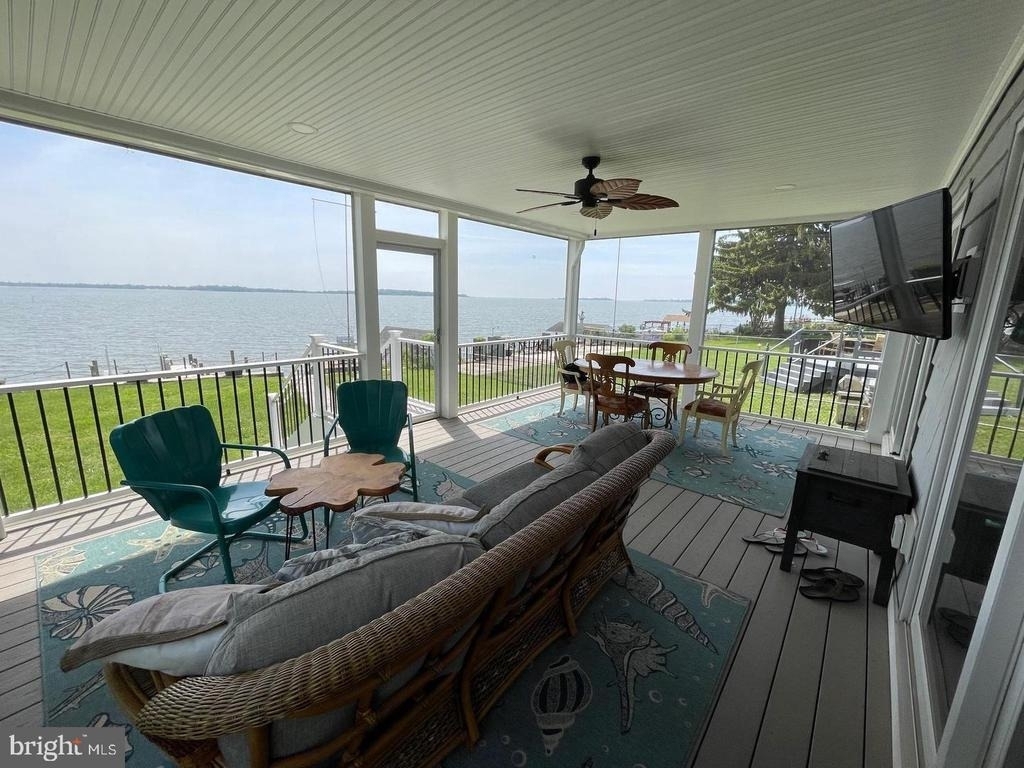 2513 Barrison Point Road - Photo 13