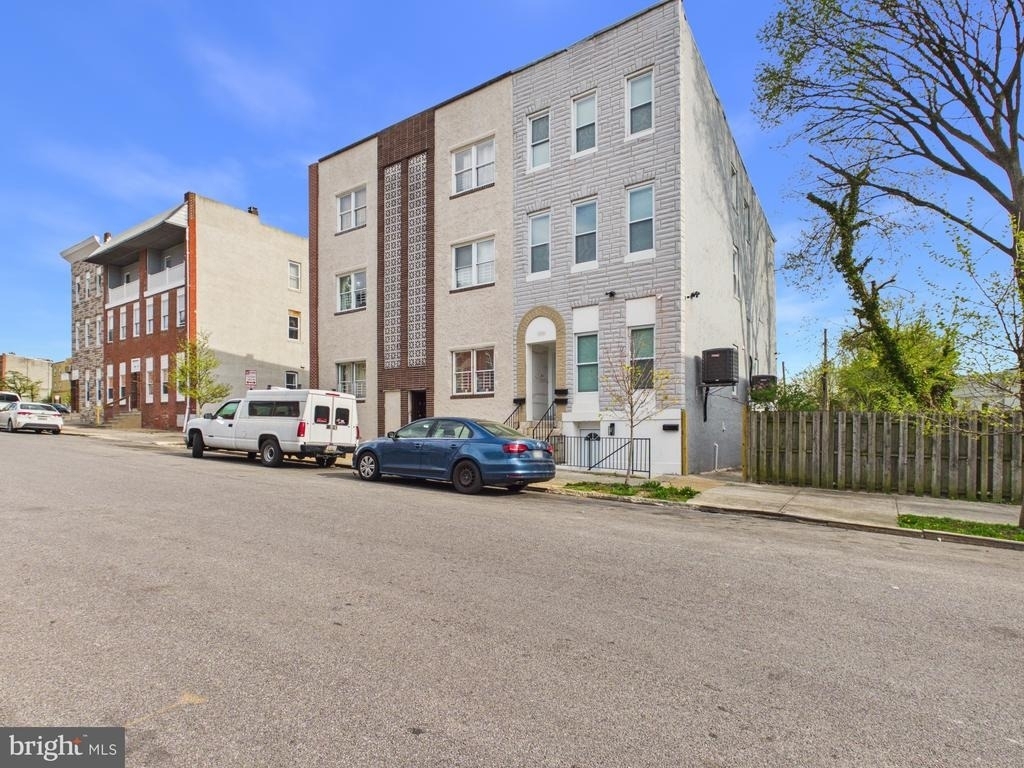 1315 Harlem Avenue - Photo 21