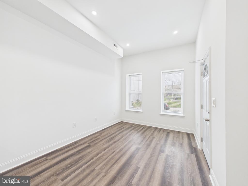1315 Harlem Avenue - Photo 6