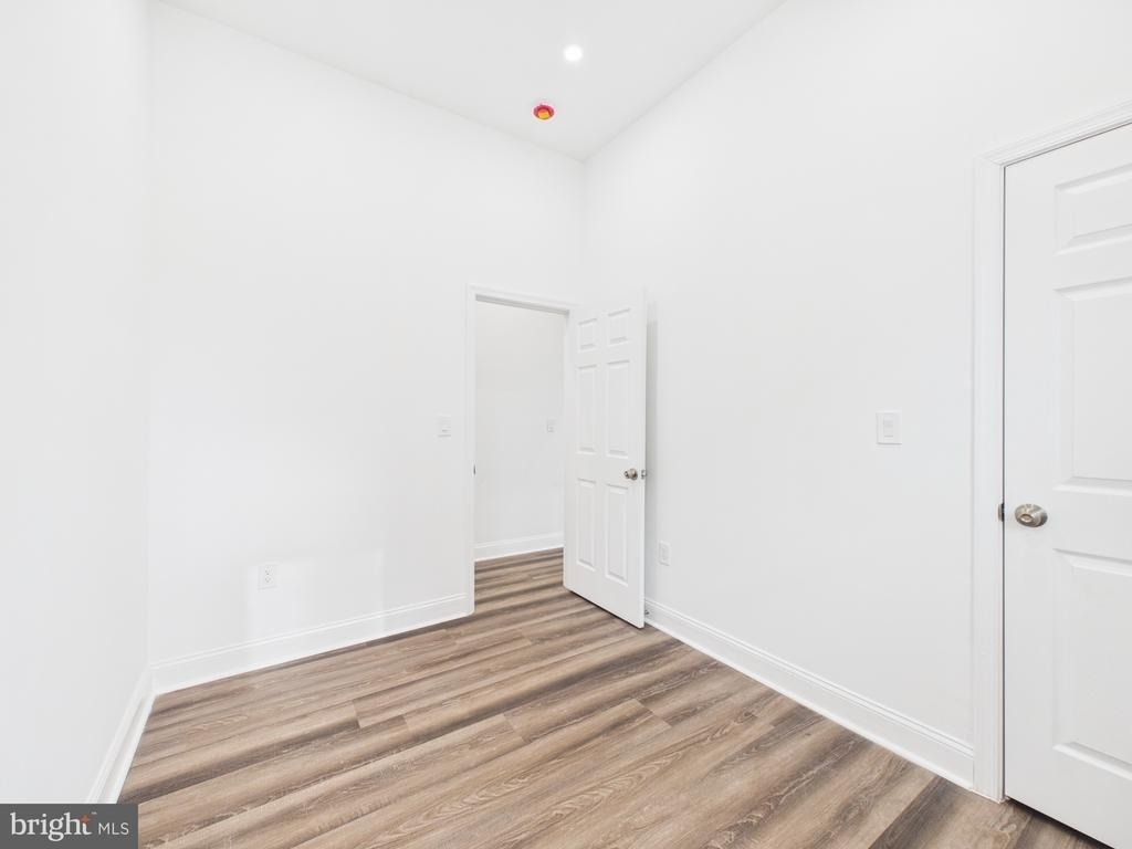 1315 Harlem Avenue - Photo 15